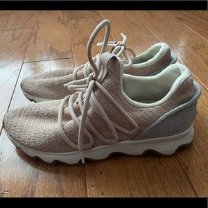 Sorel Running Shoes